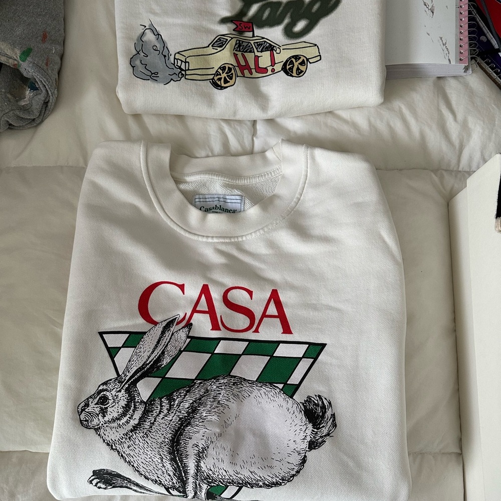 White Graphic Sweatshirt with Rabbit Design
